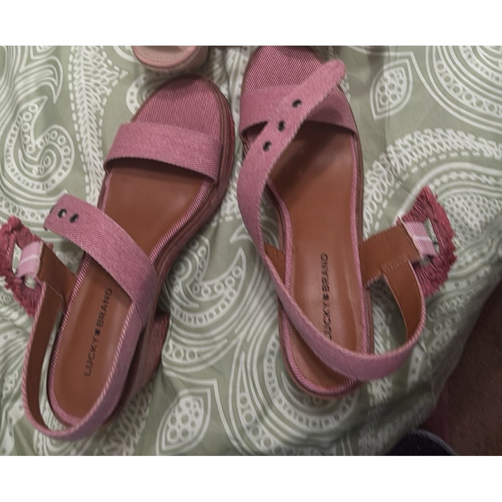 Lucky Brand Pink Women's Sandals